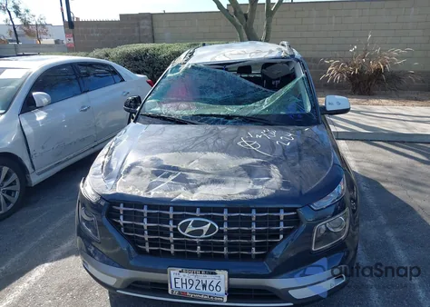 2026 Hyundai Venue Sel W/Two-Tone Roof z USA, uszkodzony, nr VIN KMHRC8A34TU420083